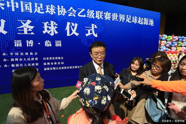 勇士队与新秀艾克签约，库里带领全新阵容冲击季后赛